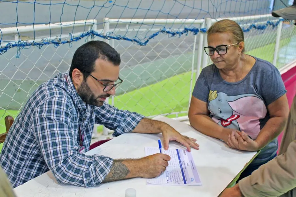 Prefeitura convoca moradores da Vila Niterói para receber matrículas de lotes regularizados