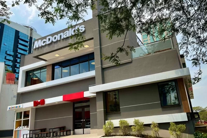 McDonald’s está com vagas de emprego abertas na unidade de Alphaville
