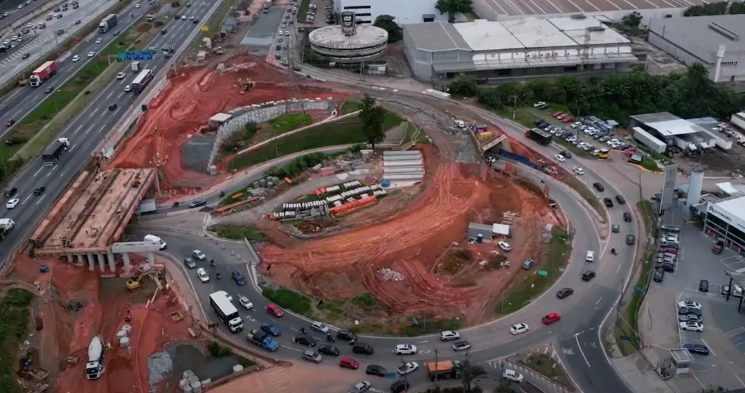 Acesso à Alameda Rio Negro pelo Trevo de Alphaville é liberado após obras no fim de semana