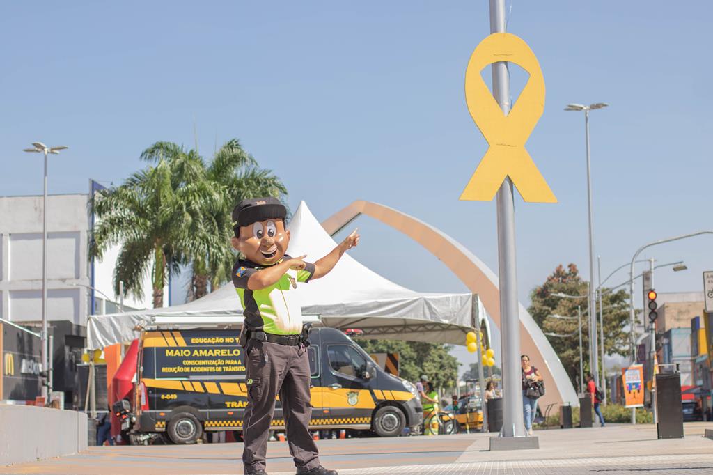 Semurb realiza diversas ações na cidade na programação Maio Amarelo 2025
