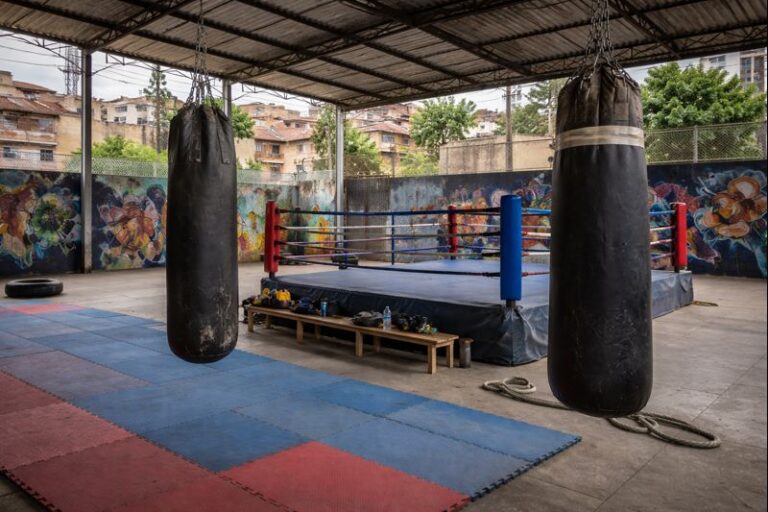 Projeto social na Vila Prudente amplia atividades com turmas de boxe