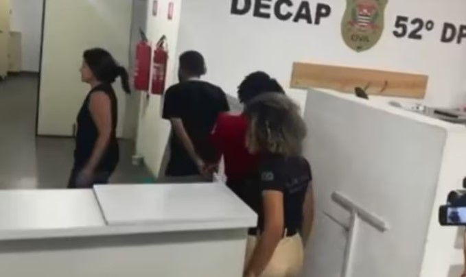 Homem investigado por estupro de colegas de trabalho é preso em shopping na zona leste de São Paulo
