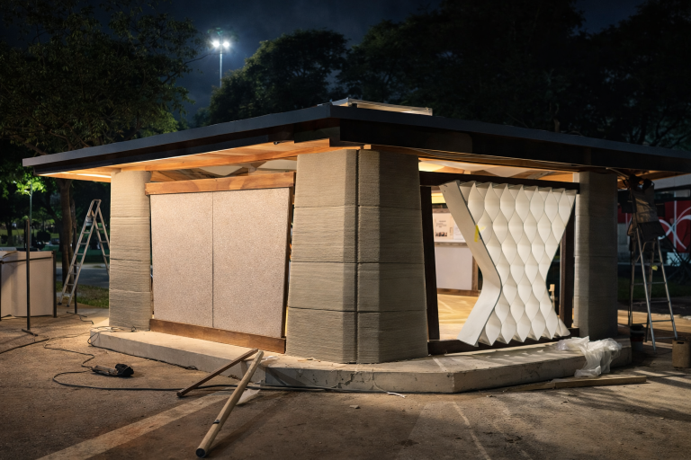 Bienal de Arquitetura em São Paulo apresenta casa construída com impressão 3D de concreto