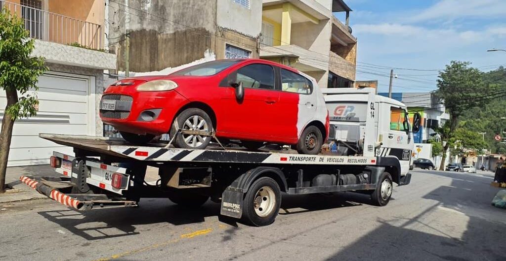 Barueri intensifica fiscalização contra veículos abandonados